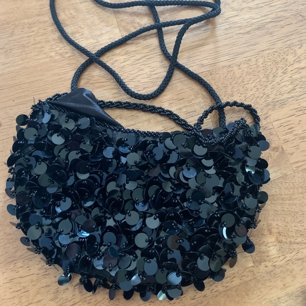 Small sparkle black clutch